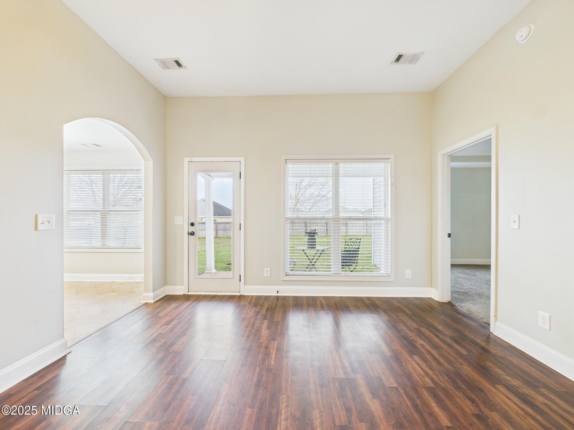 219 Haven Way Perry, GA 31069 - Photo 8 of 38 CAM03843G0-PR0049-STILL031