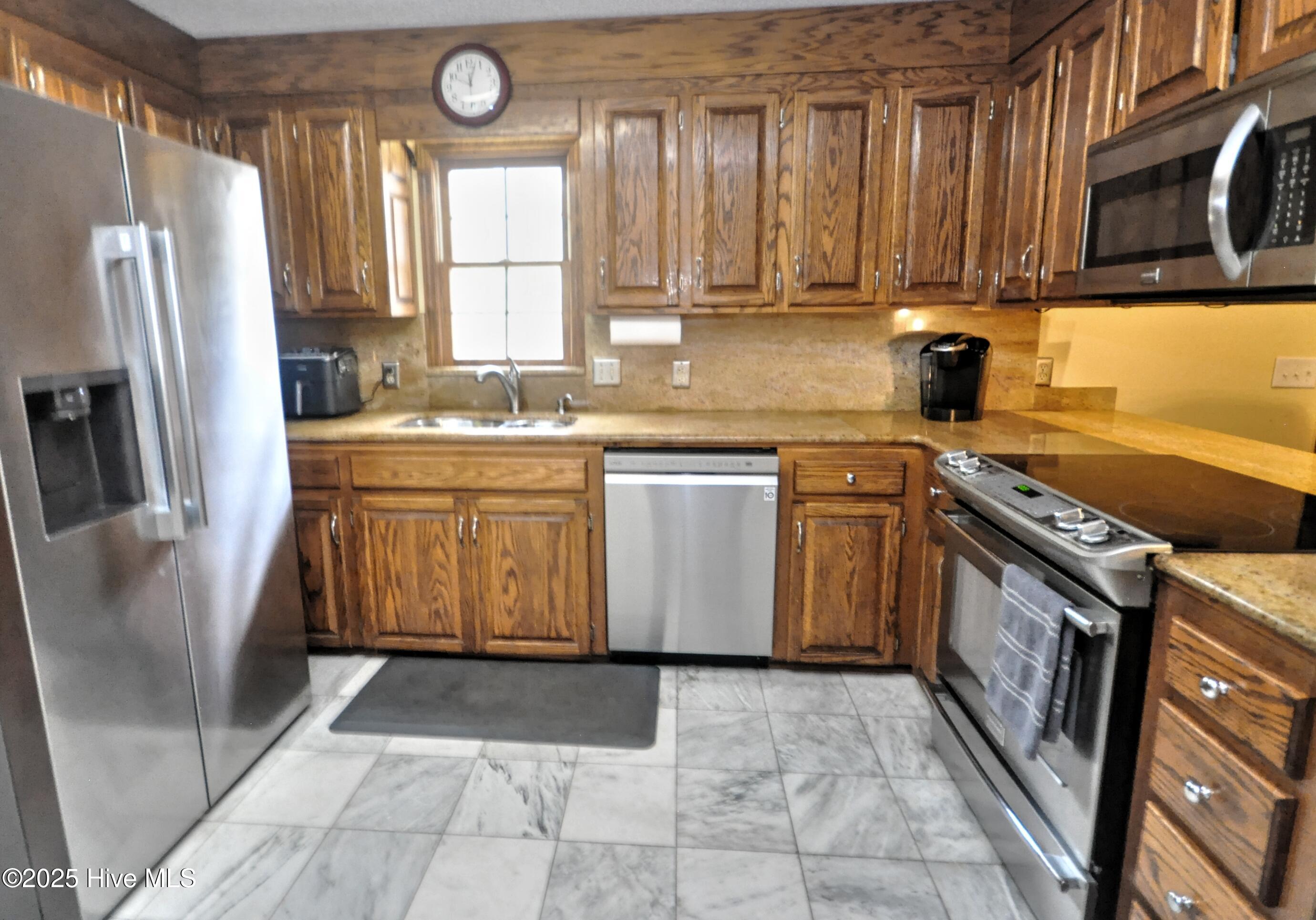 10 Queens Grant Circle Southwest Shallotte, NC 28470 - Photo 14 of 52 Kitchen2