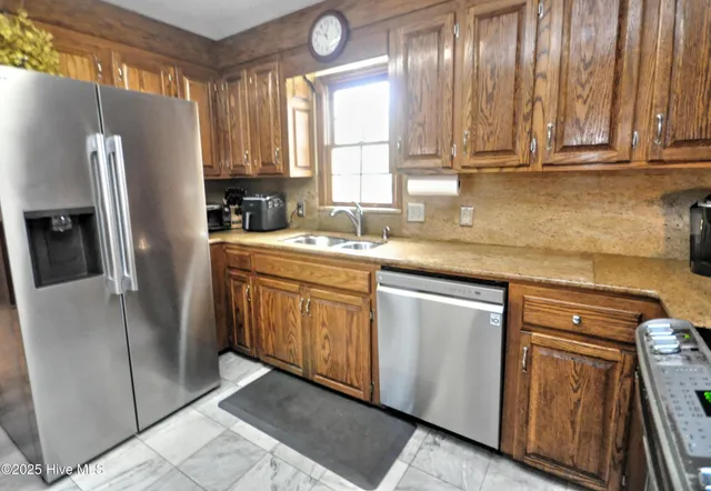 $525,000 | 10 Queens Grant Circle Southwest, Shallotte, NC 28470