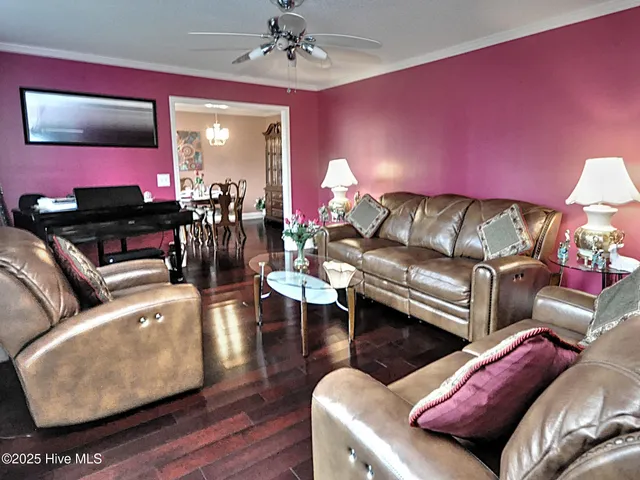 $525,000 | 10 Queens Grant Circle Southwest, Shallotte, NC 28470