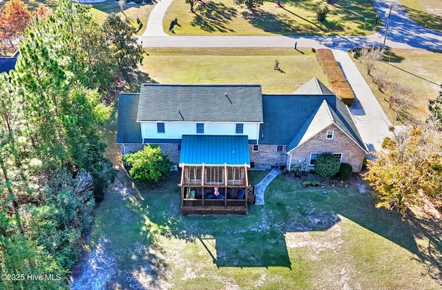 $525,000 | 10 Queens Grant Circle Southwest, Shallotte, NC 28470