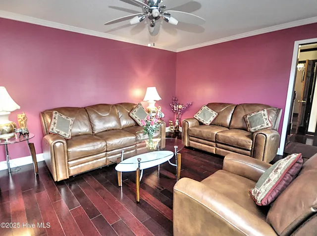 $525,000 | 10 Queens Grant Circle Southwest, Shallotte, NC 28470