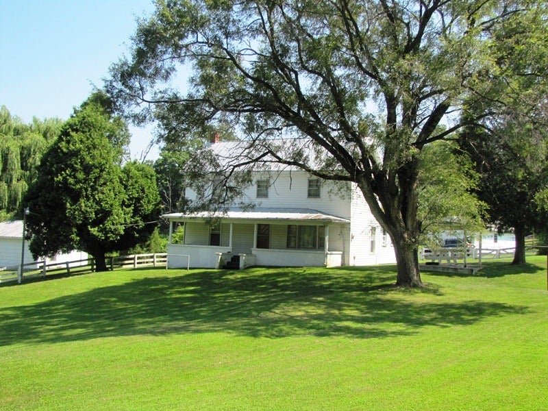 2091 Pete Amos Road Lindside, WV 24951 - Photo 21 of 54 Gallery Image 21