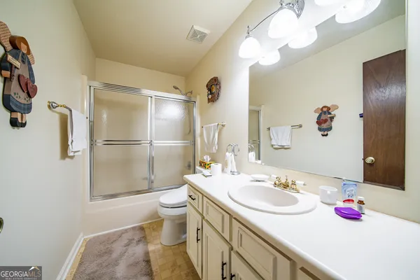 $295,500 | 112 Brookwood Drive, LaGrange, GA 30240