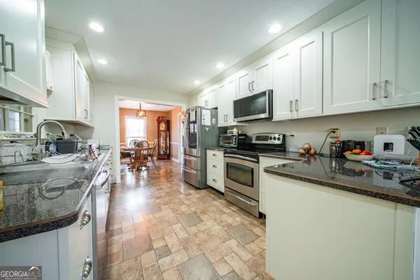 $295,500 | 112 Brookwood Drive, LaGrange, GA 30240