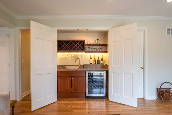 $870,000 | 371 Red Oak Lane, Highland Park, IL 60035