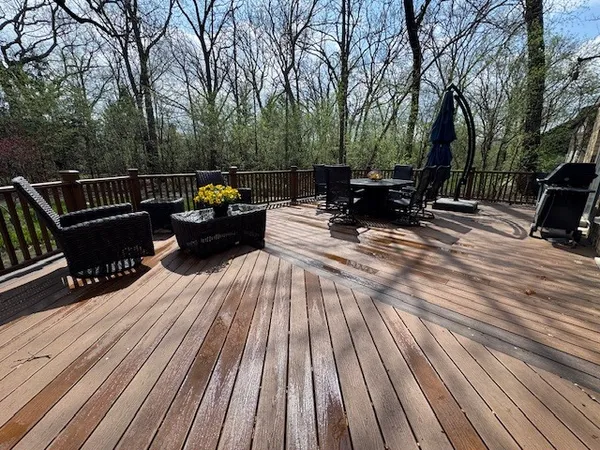 $870,000 | 371 Red Oak Lane, Highland Park, IL 60035