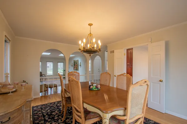 $870,000 | 371 Red Oak Lane, Highland Park, IL 60035
