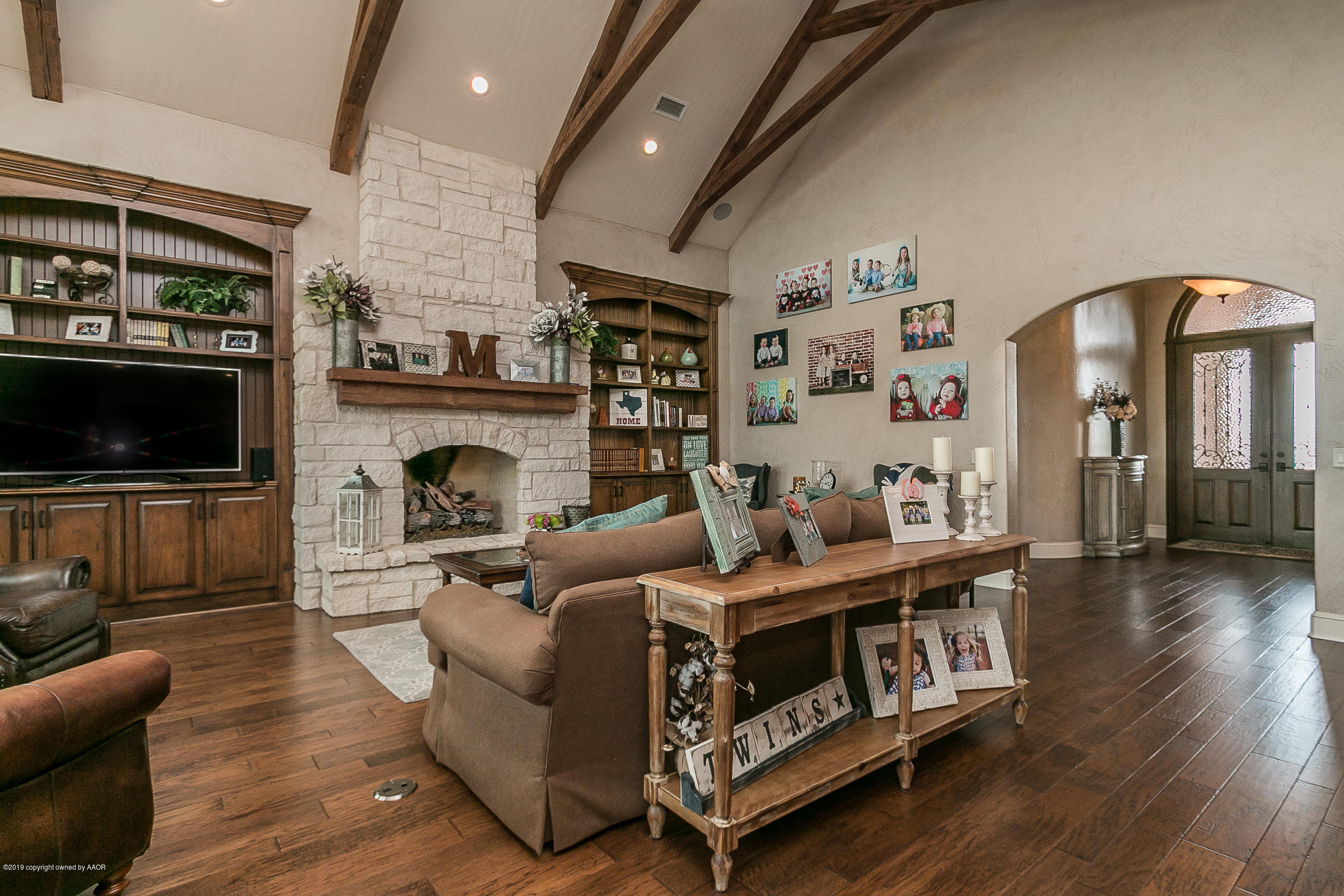 6801 Big Boulder Road Amarillo, TX 79118 - Photo 8 of 47 Living Room