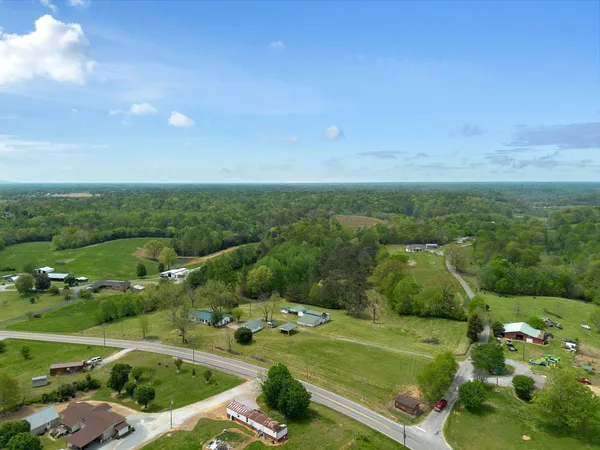 $694,999 | 781 Ardmore Highway, Taft, TN 38488