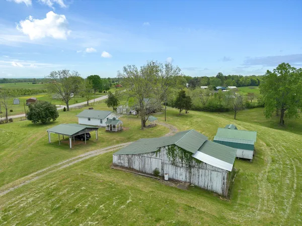 $694,999 | 781 Ardmore Highway, Taft, TN 38488