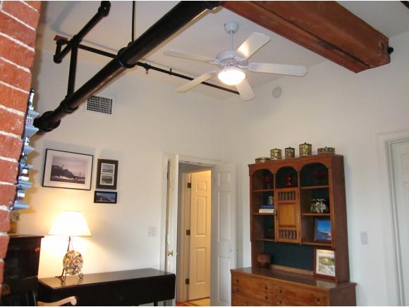 6 Bay Road, Unit 7 Newmarket, NH 03857 - Photo 11 of 21