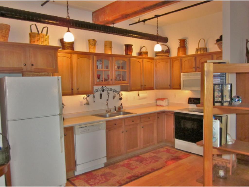 6 Bay Road, Unit 7 Newmarket, NH 03857 - Photo 3 of 21