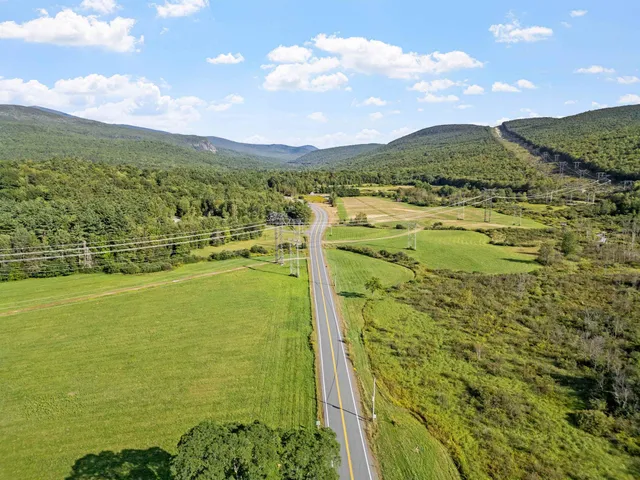 $174,900 | 2877 Mt Moosilauke Highway, Haverhill, NH 03780