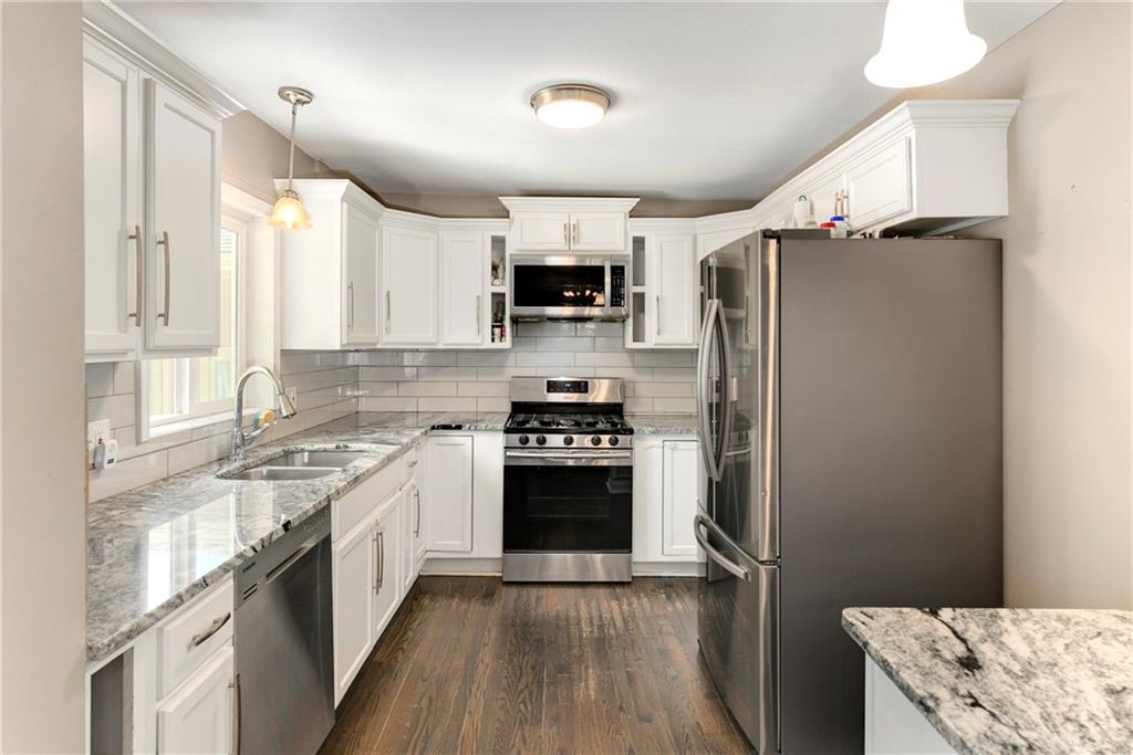 701 Southwest Ward Road Lee's Summit, MO 64081 - Photo 14 of 40