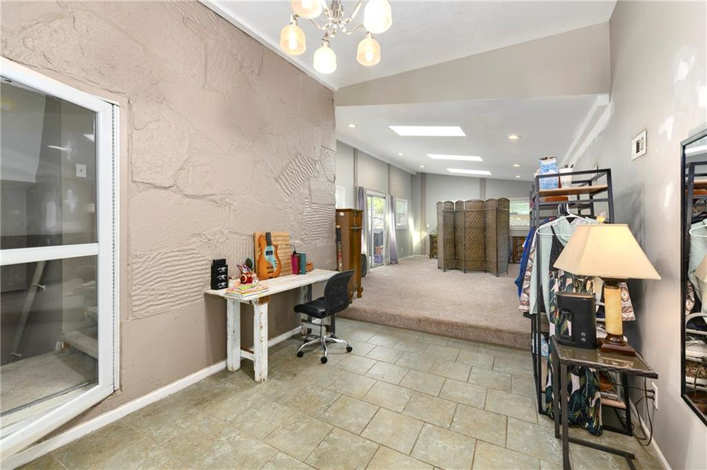 701 Southwest Ward Road Lee's Summit, MO 64081 - Photo 20 of 40