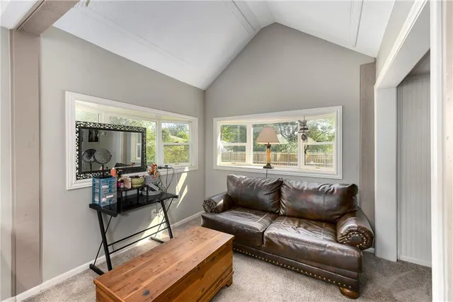 $324,900 | 701 Southwest Ward Road, Lee's Summit, MO 64081