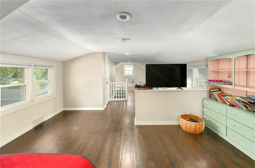 701 Southwest Ward Road Lee's Summit, MO 64081 - Photo 29 of 40