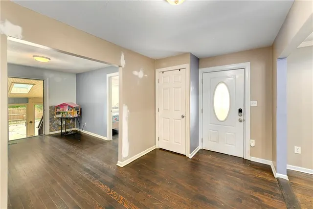 $324,900 | 701 Southwest Ward Road, Lee's Summit, MO 64081