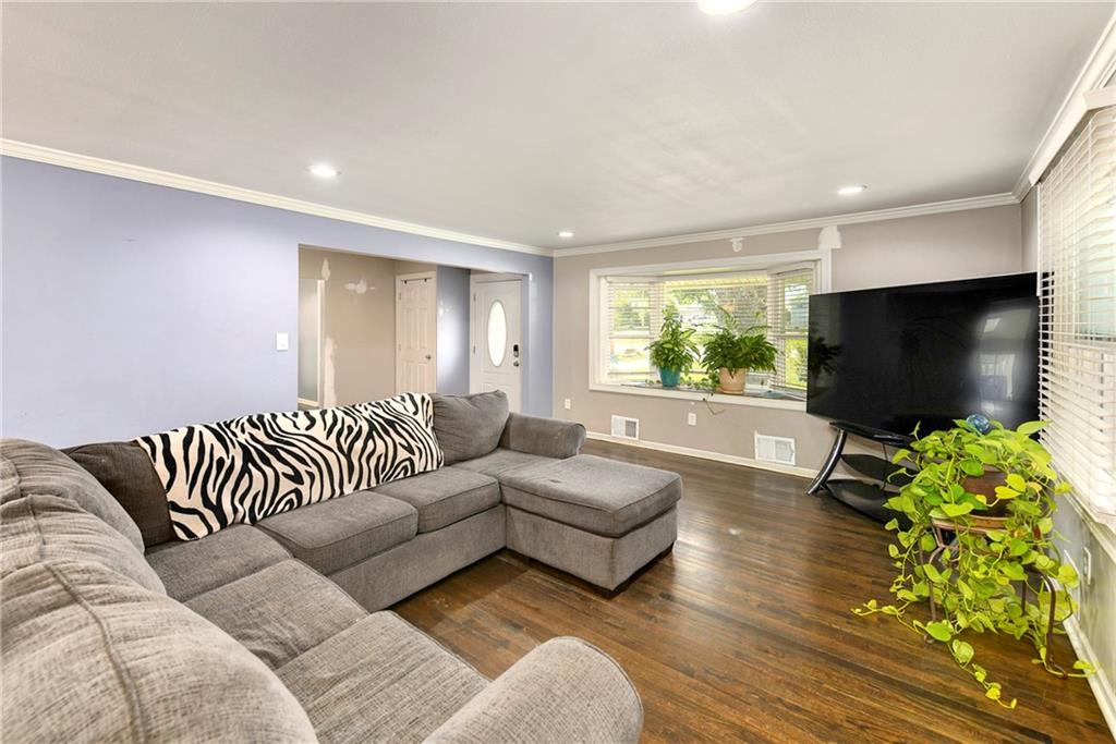 701 Southwest Ward Road Lee's Summit, MO 64081 - Photo 10 of 40