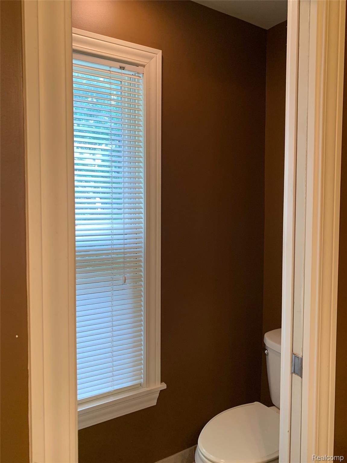 338 Ridge Road Grosse Pointe, MI 48236 - Photo 19 of 54 IMG_3746.JPG