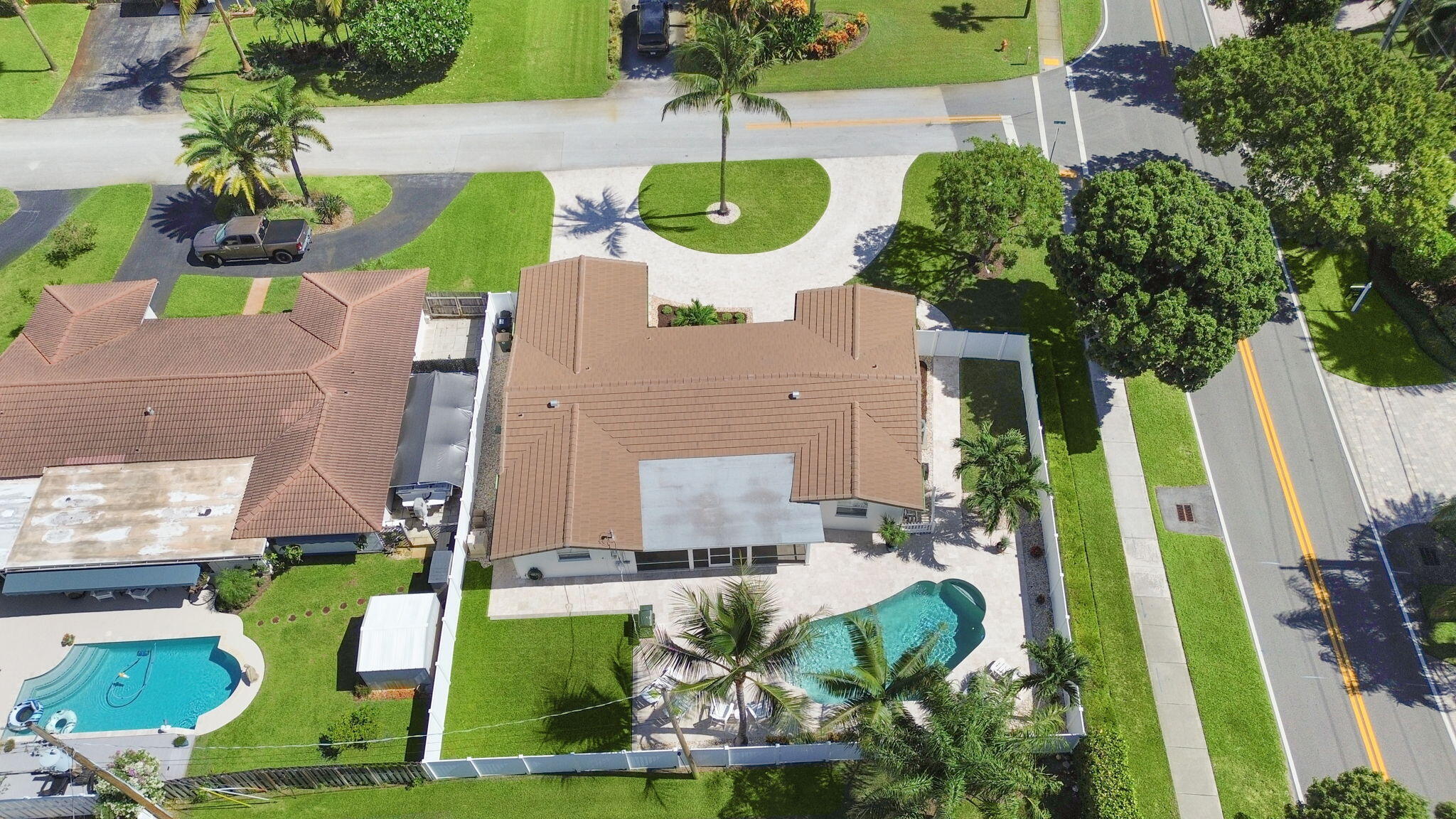 2250 Northeast 35th Street Lighthouse Point, FL 33064 - Photo 12 of 27 2250 NE 35TH Street lighthouse point Flo