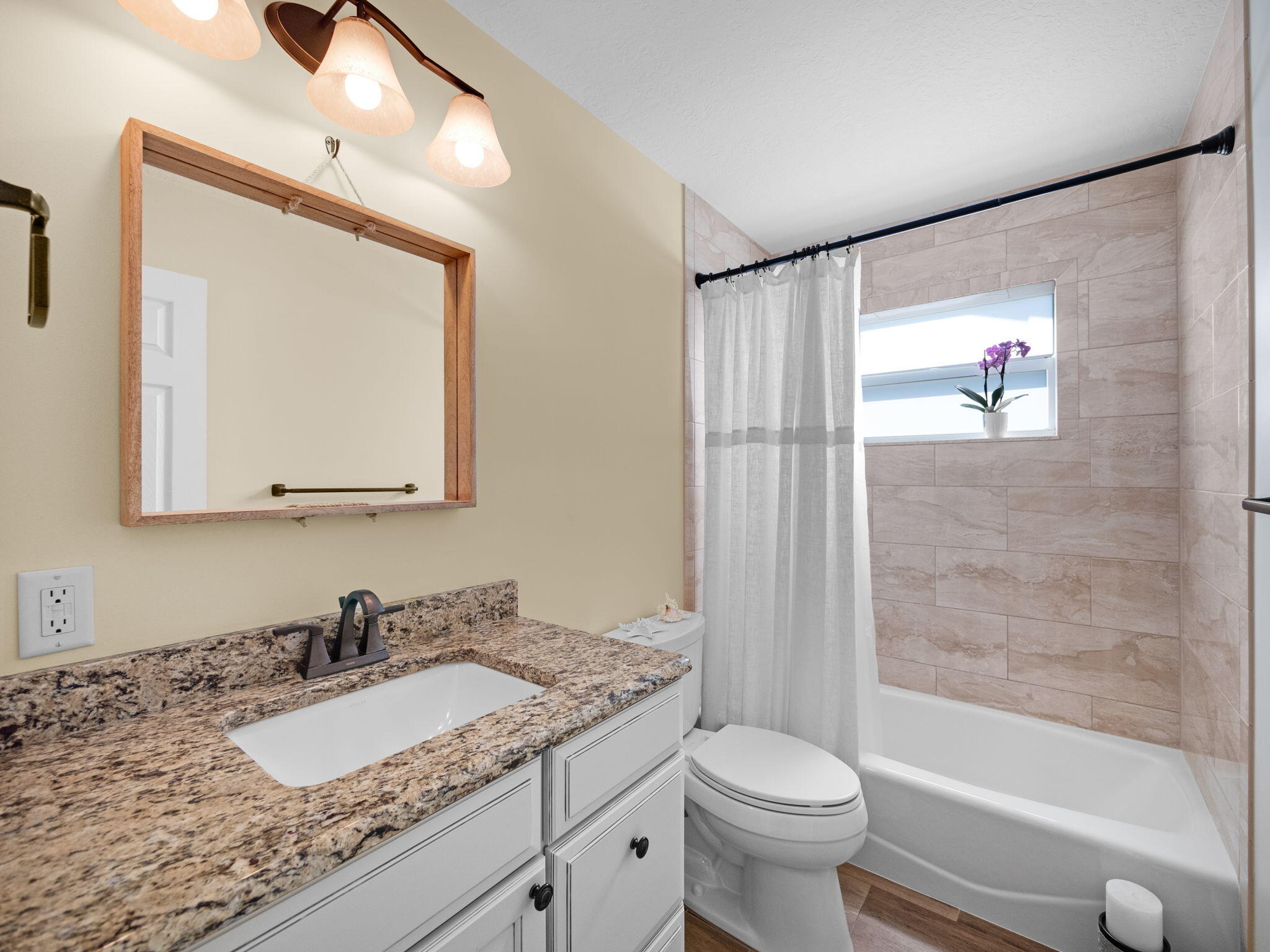 2250 Northeast 35th Street Lighthouse Point, FL 33064 - Photo 23 of 27 2250 NE 35TH Street lighthouse point Flo
