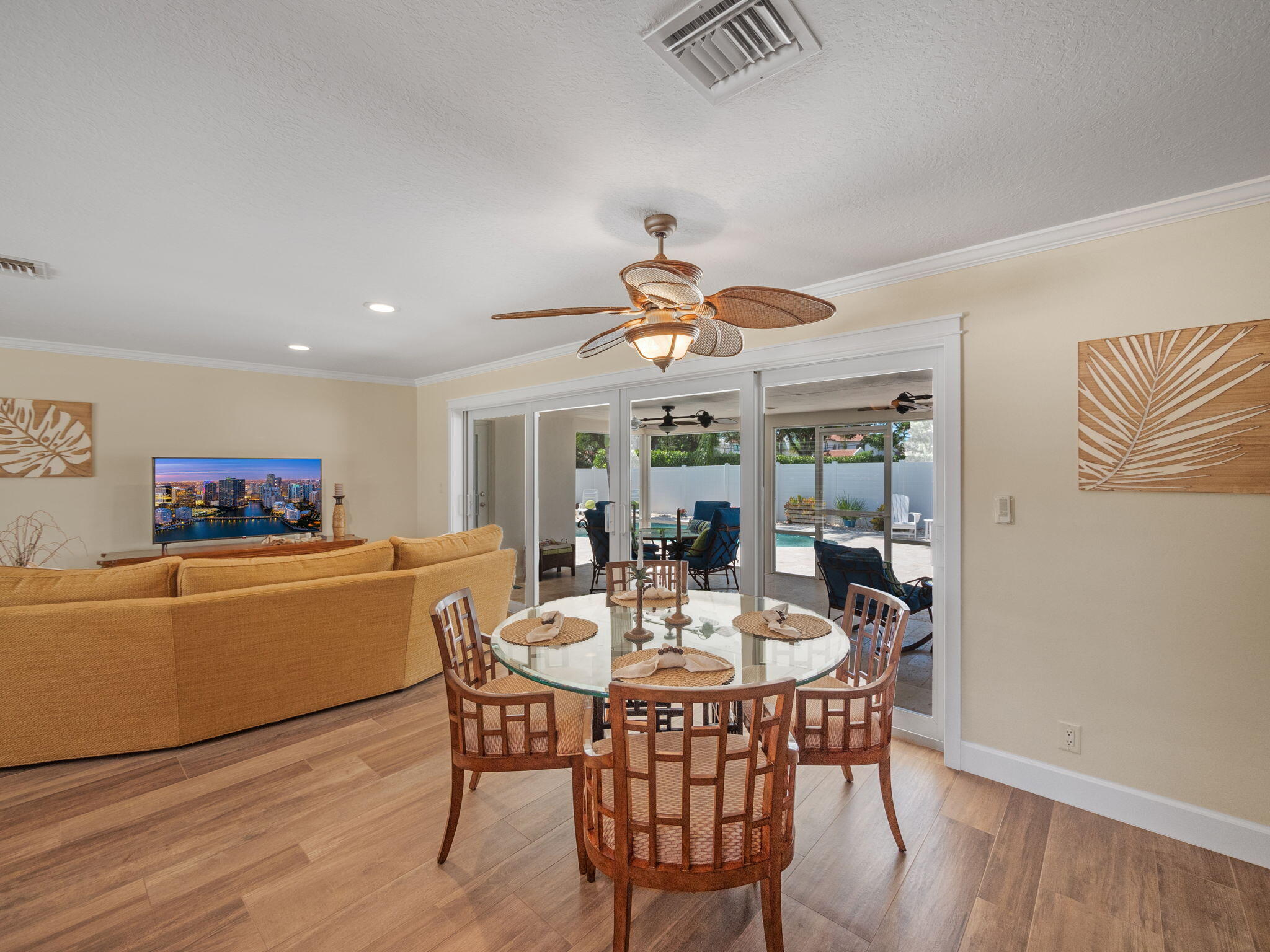 2250 Northeast 35th Street Lighthouse Point, FL 33064 - Photo 5 of 27 2250 NE 35TH Street lighthouse point Flo