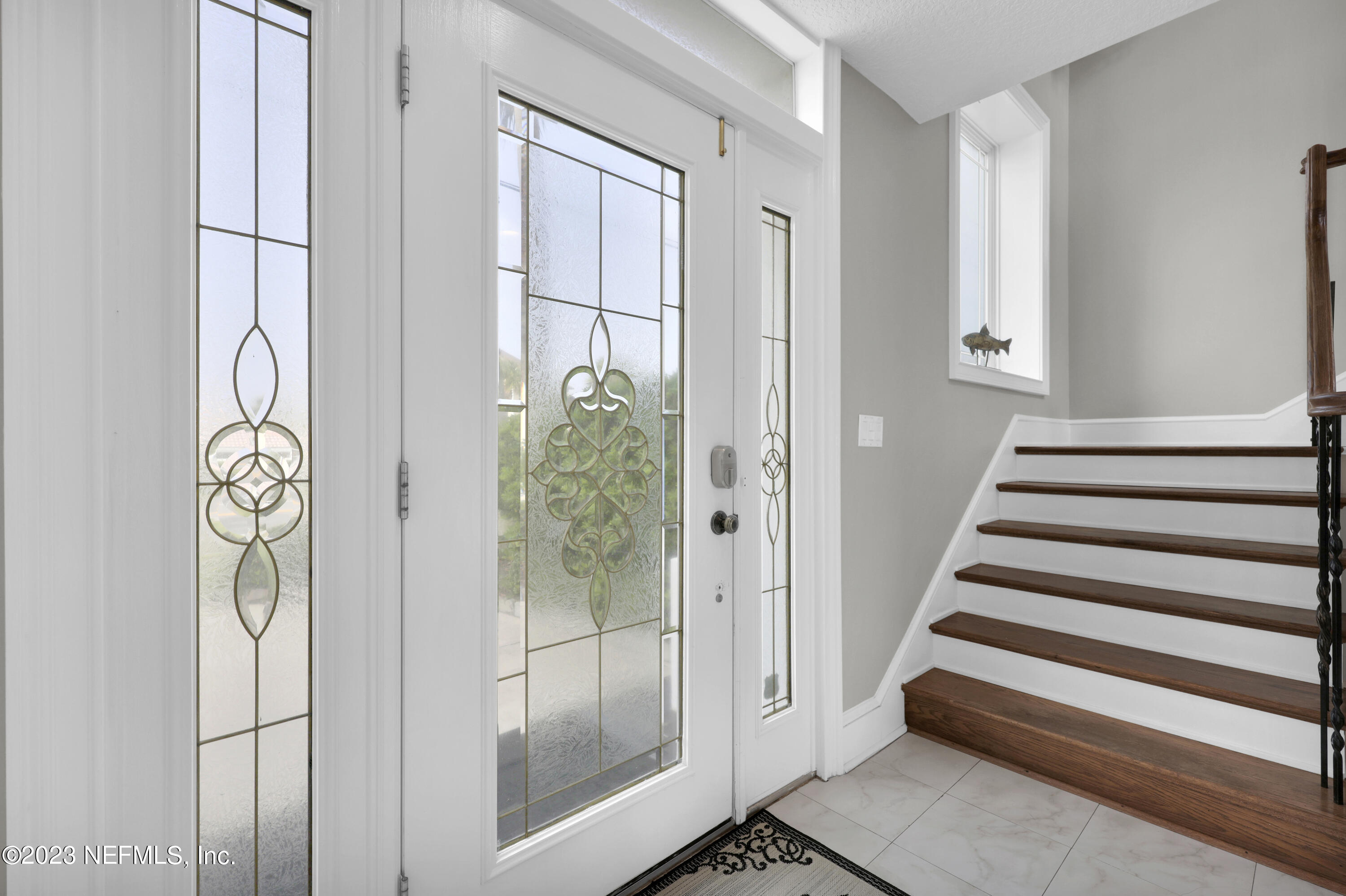 4582 Coastal Highway St. Augustine, FL 32084 - Photo 8 of 45 a view of entryway