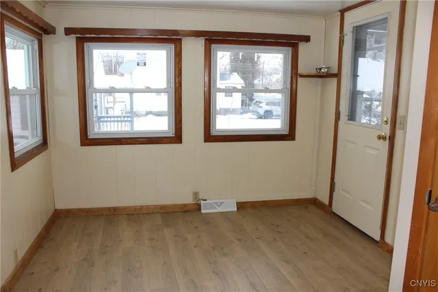 $229,900 | 207 Wright Avenue, Salina, NY 13211