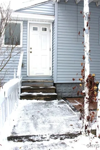 $229,900 | 207 Wright Avenue, Salina, NY 13211