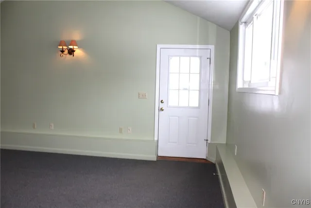 $229,900 | 207 Wright Avenue, Salina, NY 13211