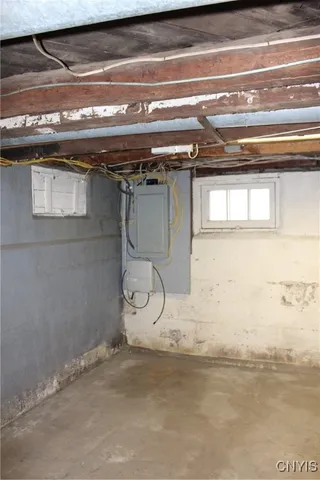 $229,900 | 207 Wright Avenue, Salina, NY 13211