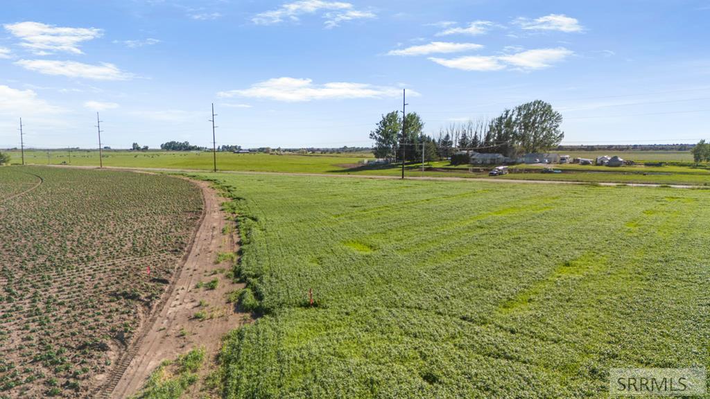 2 North 600 Street Idaho Falls, ID 83402 - Photo 32 of 39