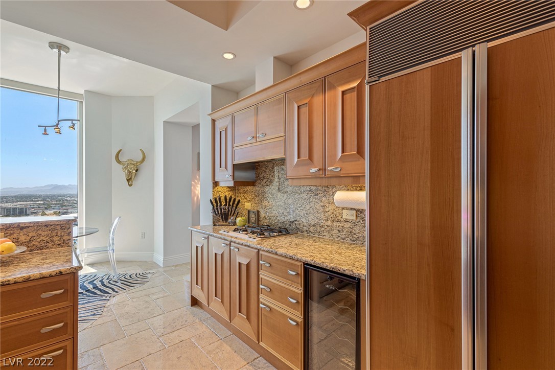 2777 Paradise Road, Unit 2904 Las Vegas, NV 89109 - Photo 11 of 50