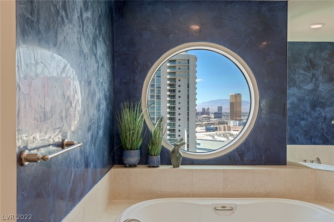 2777 Paradise Road, Unit 2904 Las Vegas, NV 89109 - Photo 30 of 50