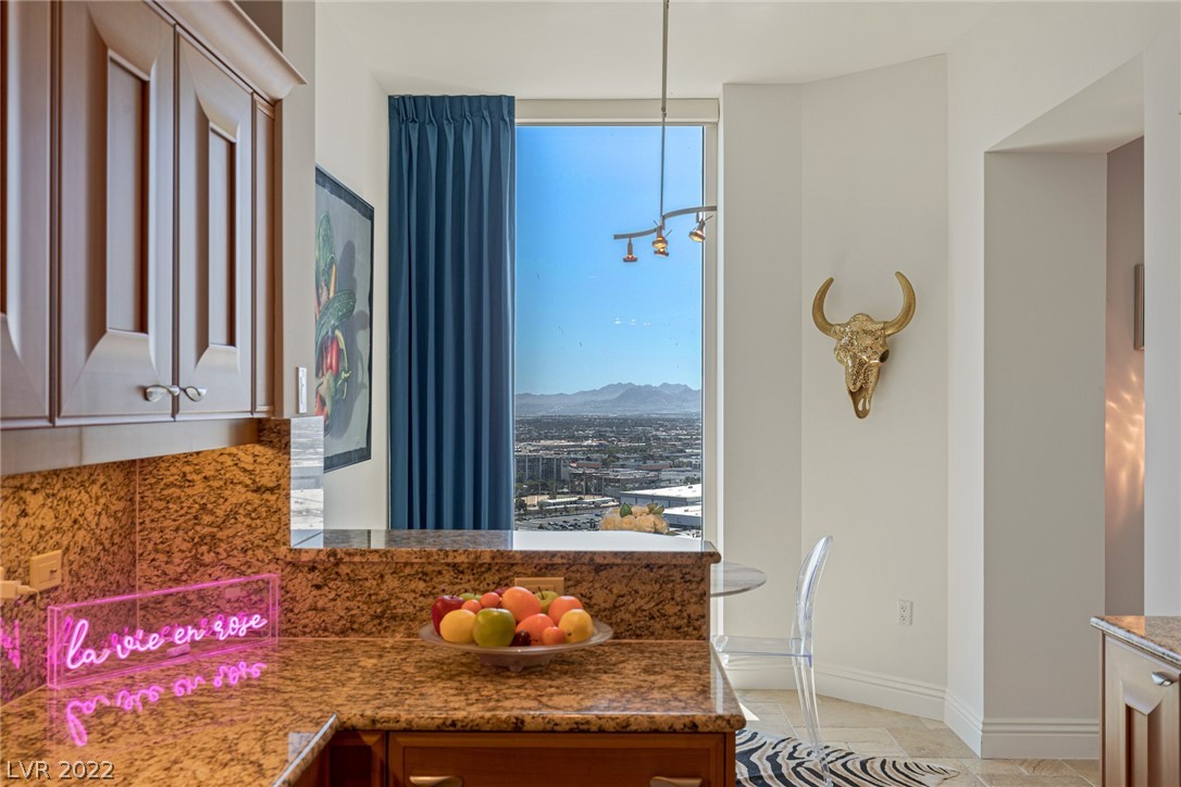2777 Paradise Road, Unit 2904 Las Vegas, NV 89109 - Photo 10 of 50