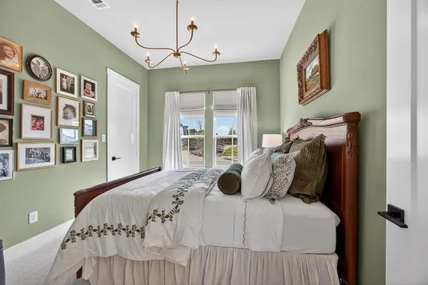 $3,900 | 3944 Grayson Lane, Frisco, TX 75033