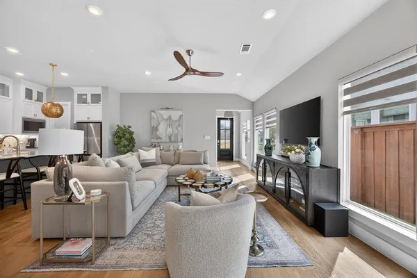 $3,900 | 3944 Grayson Lane, Frisco, TX 75033