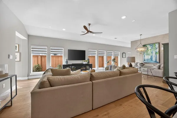 $3,900 | 3944 Grayson Lane, Frisco, TX 75033