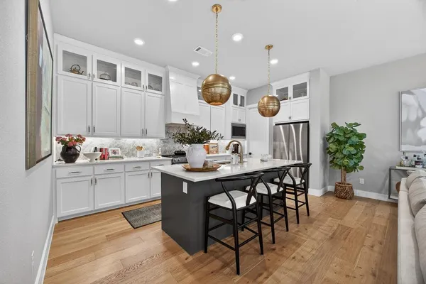 $3,900 | 3944 Grayson Lane, Frisco, TX 75033