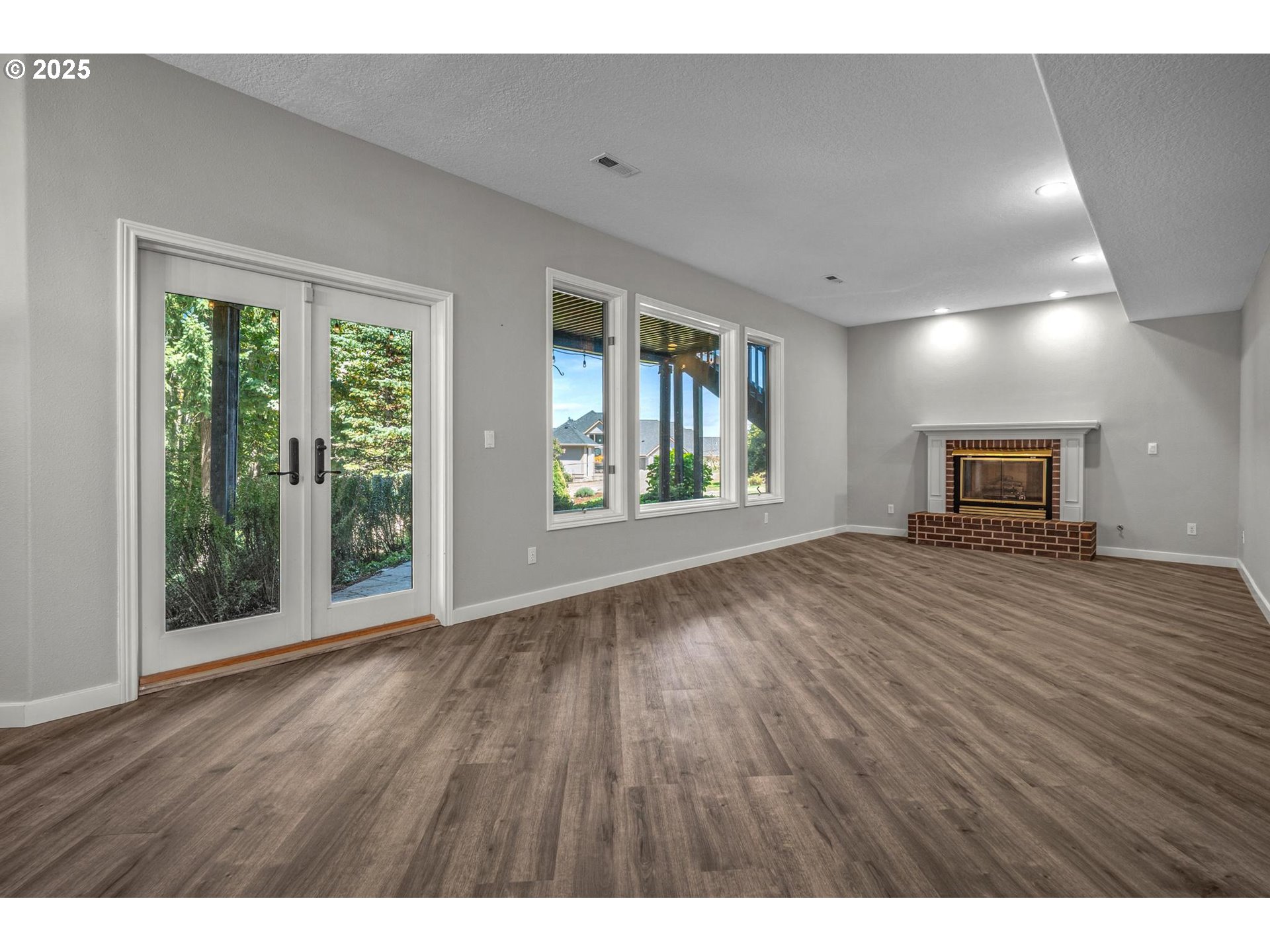 13441 Southwest Mountain Ridge Court Portland, OR 97224 - Photo 40 of 48 Gallery Image 40