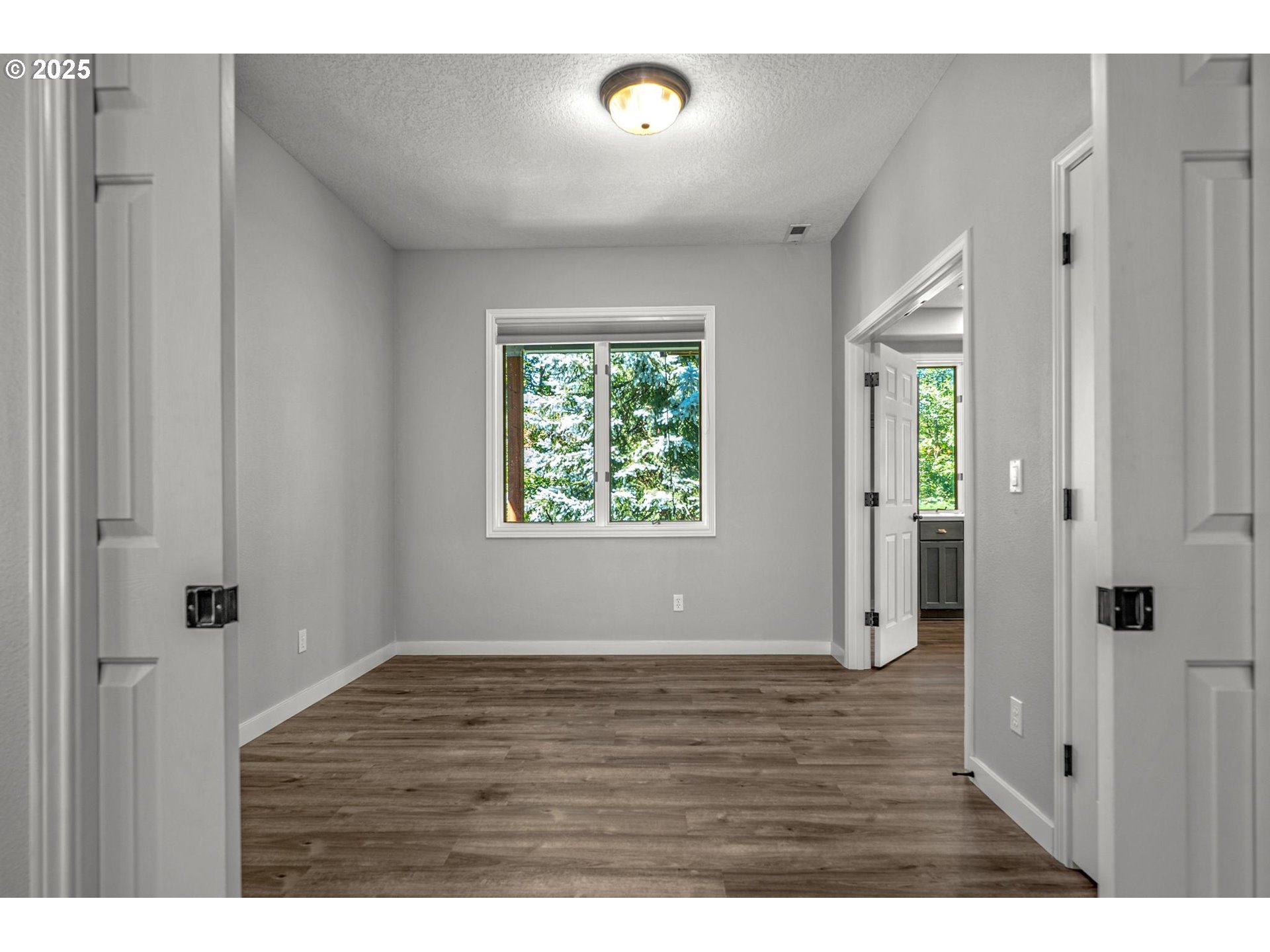 13441 Southwest Mountain Ridge Court Portland, OR 97224 - Photo 41 of 48 Gallery Image 41