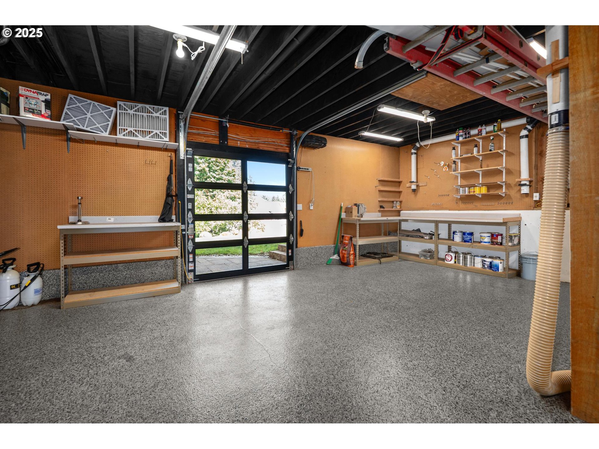 13441 Southwest Mountain Ridge Court Portland, OR 97224 - Photo 45 of 48 Workshop