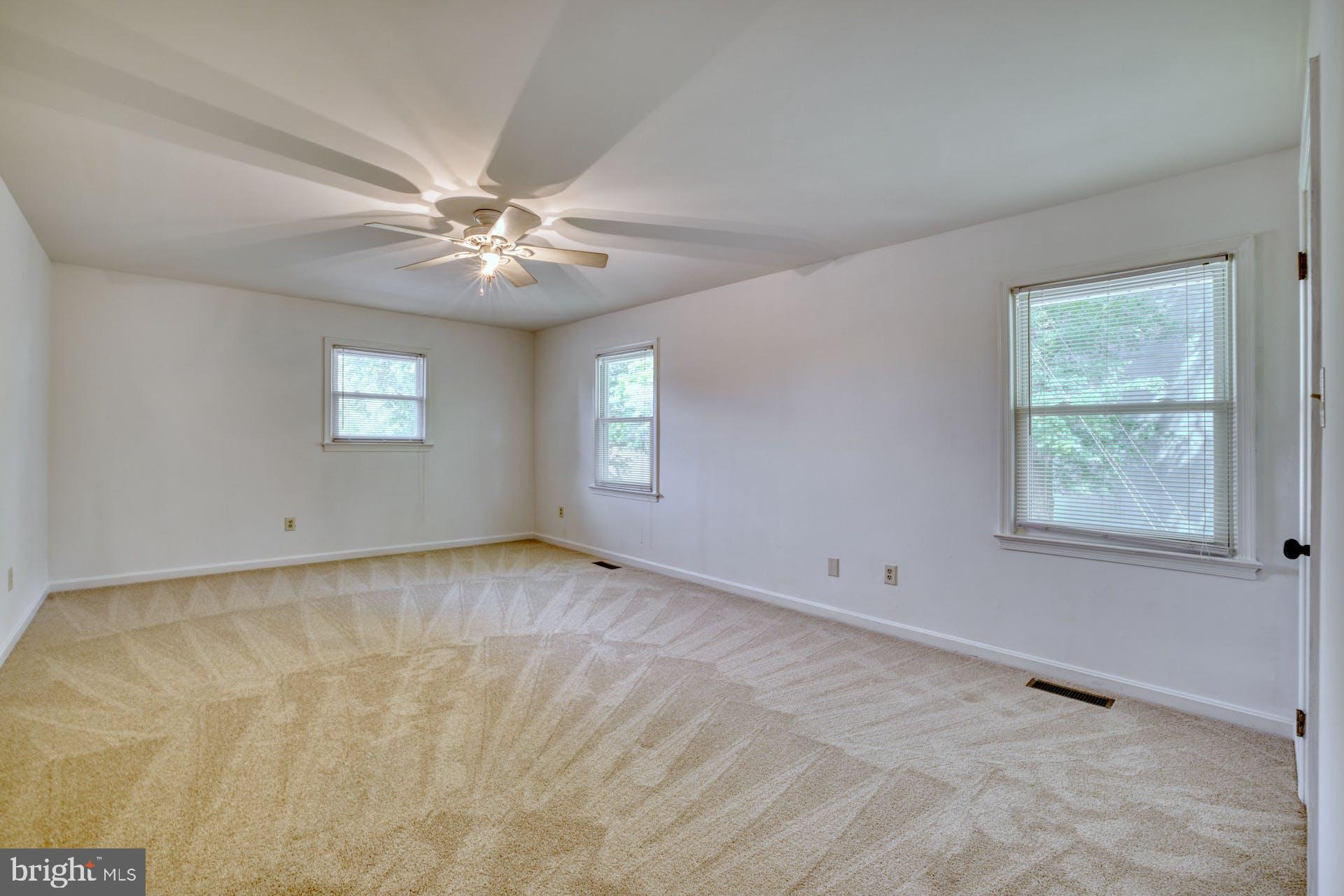 7725 Fordson Road Alexandria, VA 22306 - Photo 28 of 46 Voluminous, 2nd bedroom on upper level