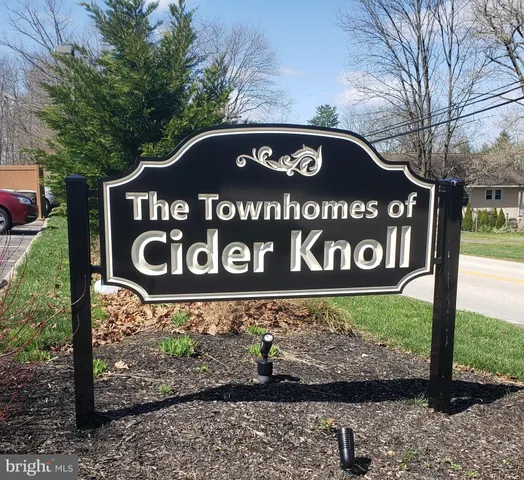 $2,200 | 207 Walnut Hill Road, Unit 19, West Chester, PA 19382