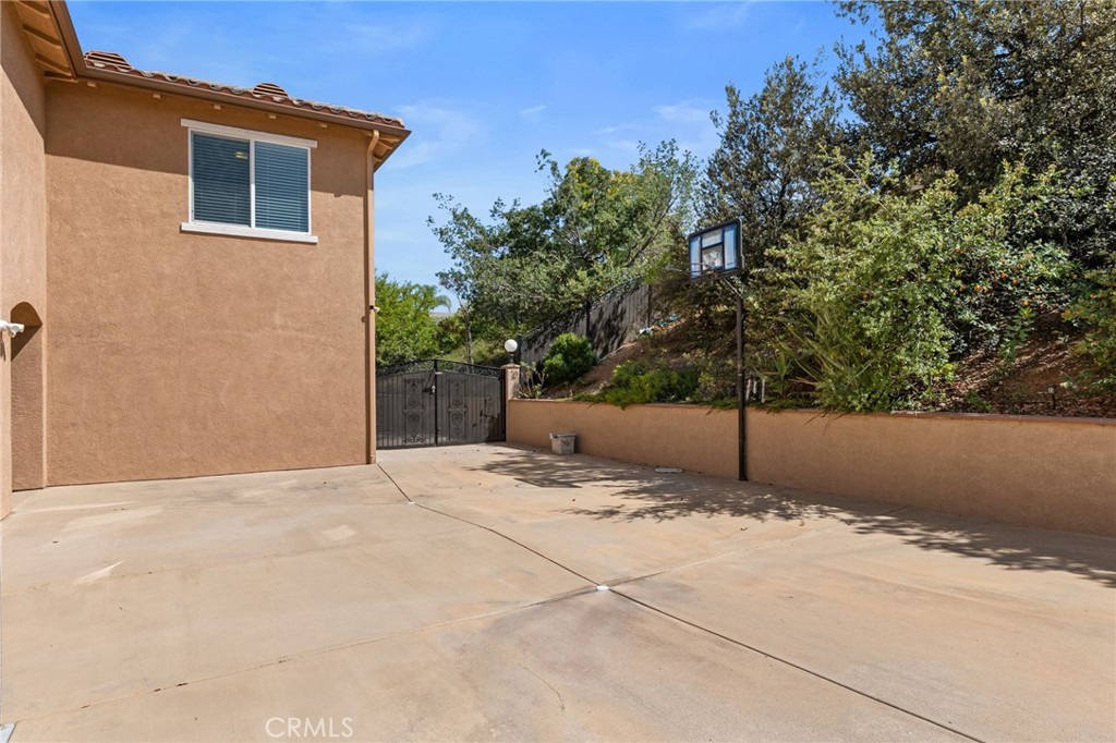 4068 Shady Ridge Circle Corona, CA 92881 - Photo 64 of 67