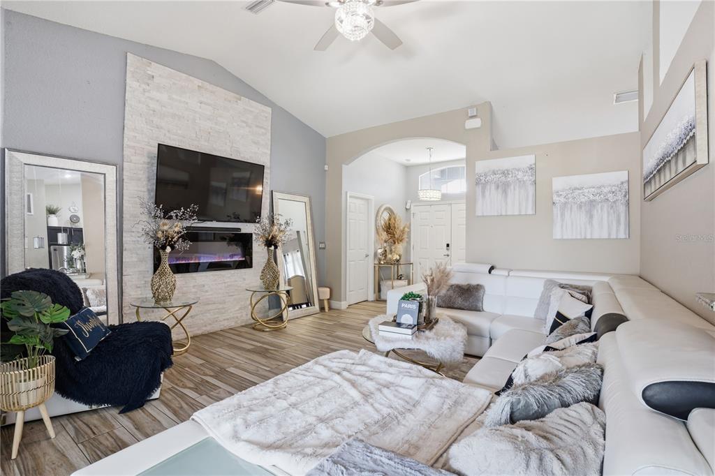 4937 Southwest 98th Place Ocala, FL 34476 - Photo 5 of 28