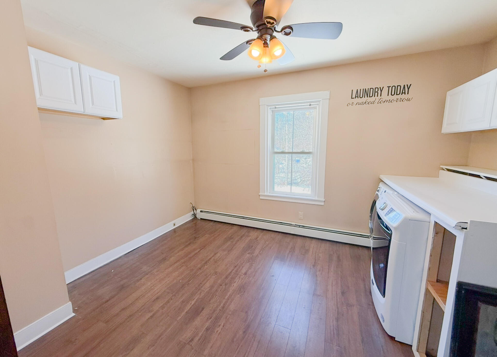 10 Jones Way Sullivan, ME 04664 - Photo 19 of 63 Laundry room