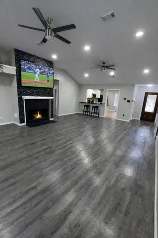 $2,000 | 4823 Heritage Plains Drive, Friendswood, TX 77546